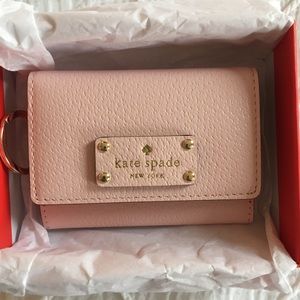 Kate Spade Darla Wellesley Wallet in Posypink